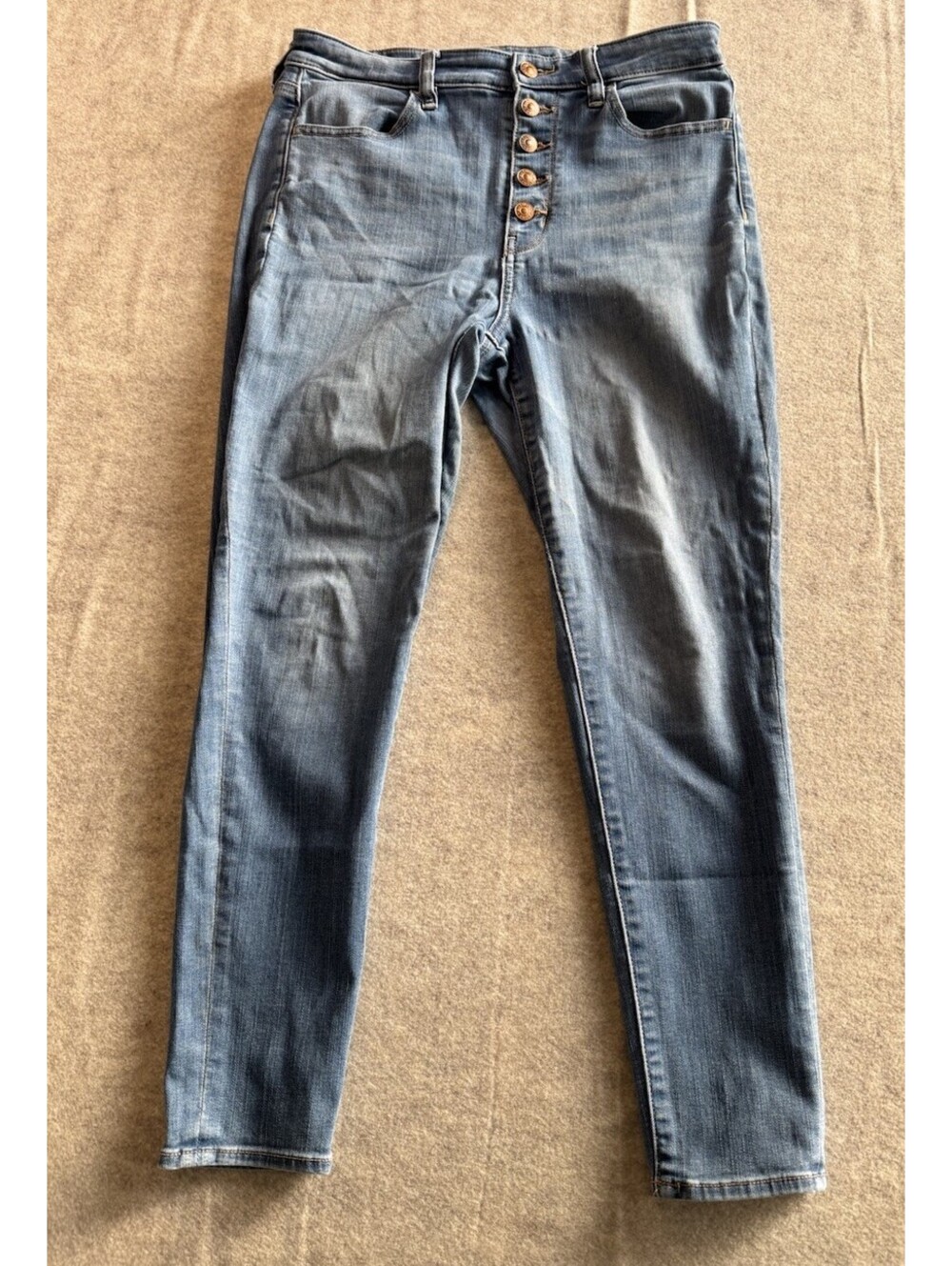 American Eagle Mom Jeans Light Wash Stretch Women’s Size 10 X Short